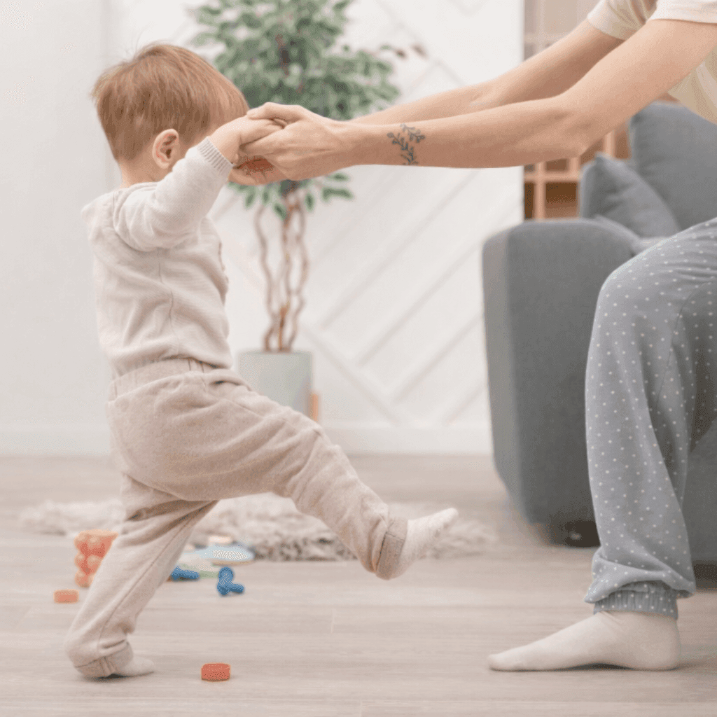 Sesión de estimulación temprana con bloques sensoriales